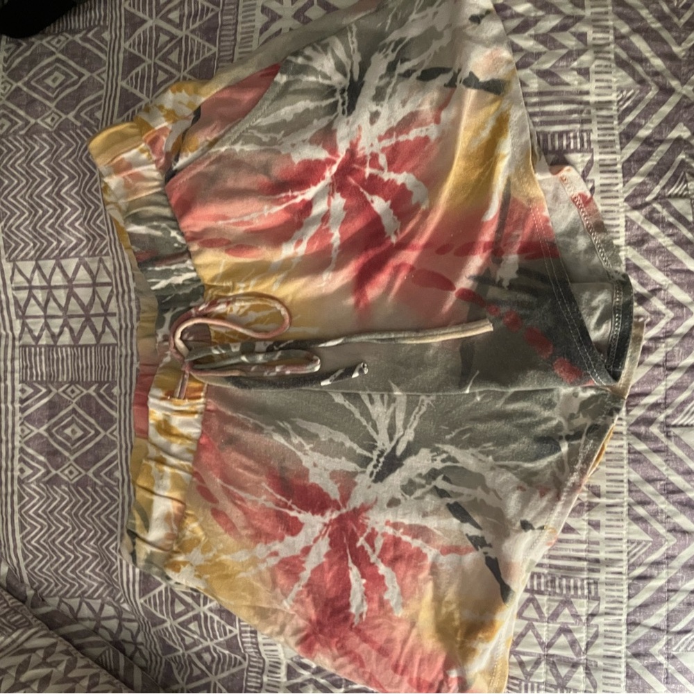 Tie-Dye Drawstring Shorts - Picture 3 of 5